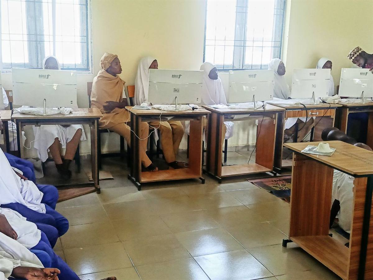 School computer room in Kano, Nigeria: students each working at a screen